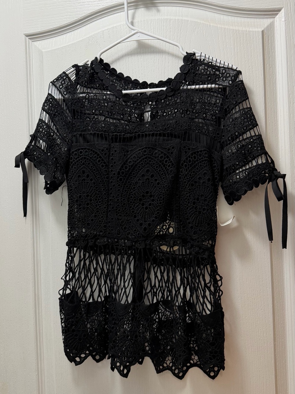 Black Lace Crochet Short-Sleeve Top - Elegant Women's Top